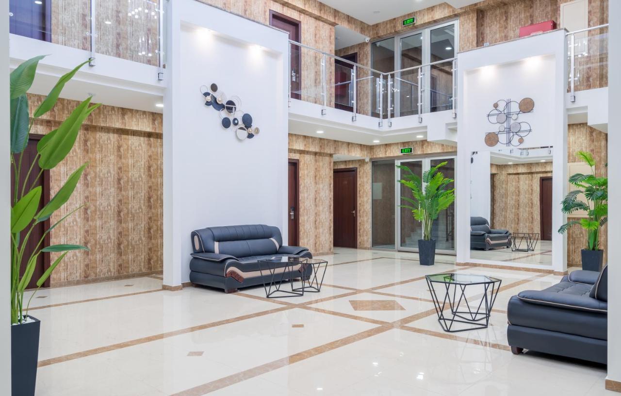 Aura Hotel Тбілісі Екстер'єр фото